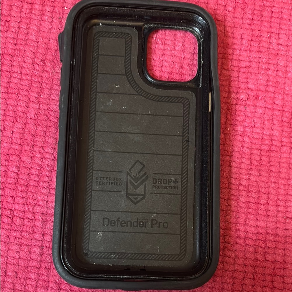 OtterBox Defender Pro Rugged Black Case